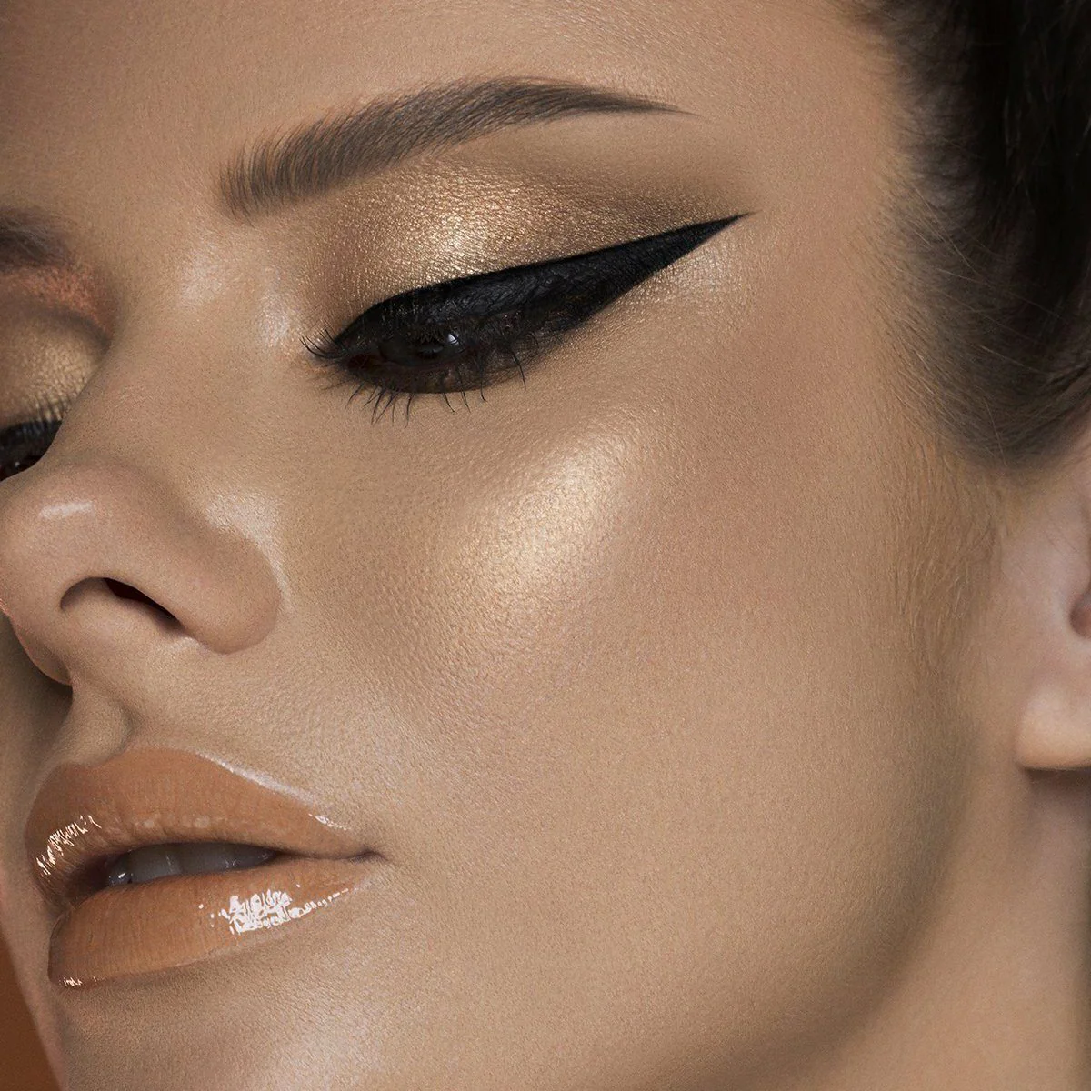 The Nubian Loose Highlighter - Nefertiti - Image 4